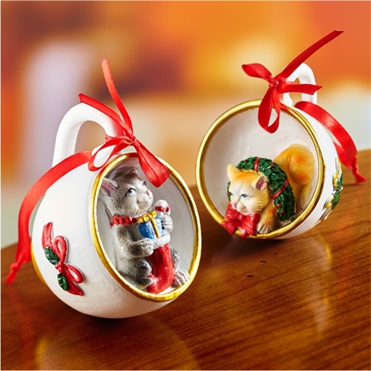 4 tasses décoration chatons Noël