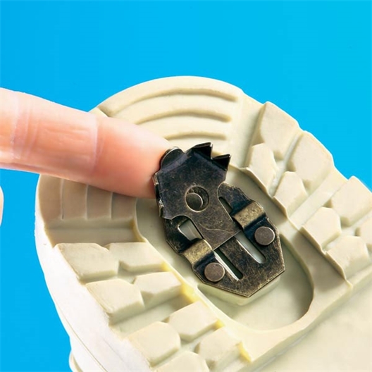 Bottes hautes crampons beiges ou noires