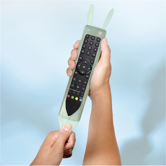 2 housses télécommandes phosphorescentes