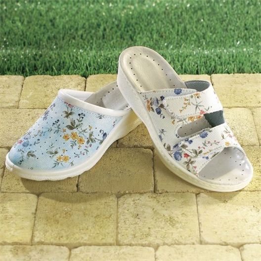 Mules fleuries Blanc ou Bleu