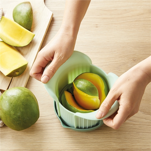 Découpe fruits 3 en 1