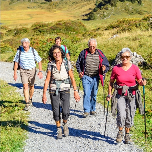 Montre podomètre silicone Noire, Blanc ou Fleurs