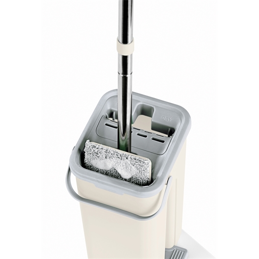 Balai microfibre et seau d'essorage