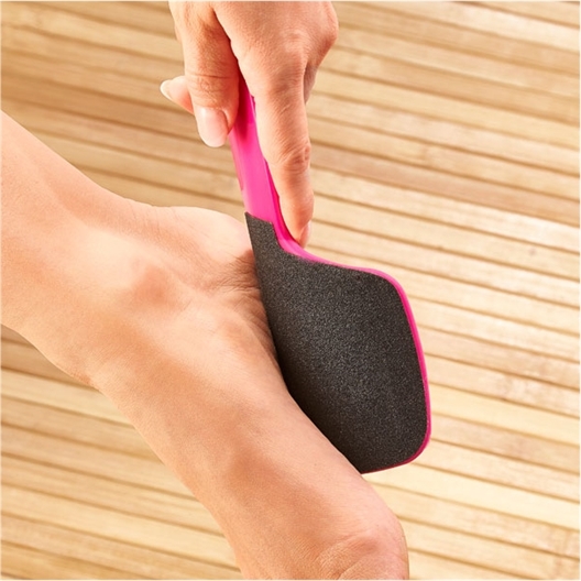 Râpe incurvée pour pieds