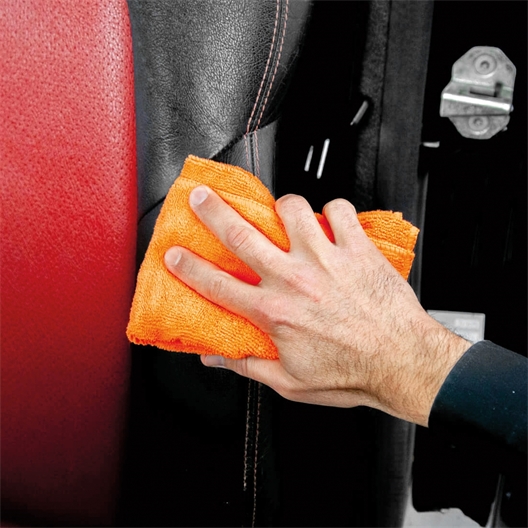 Kit rénovation cuir voiture