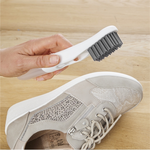 Brosse nettoie chaussures