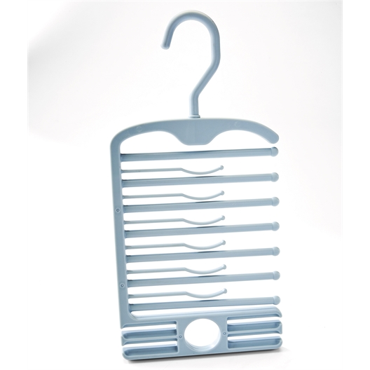 Cintre foulards et ceintures